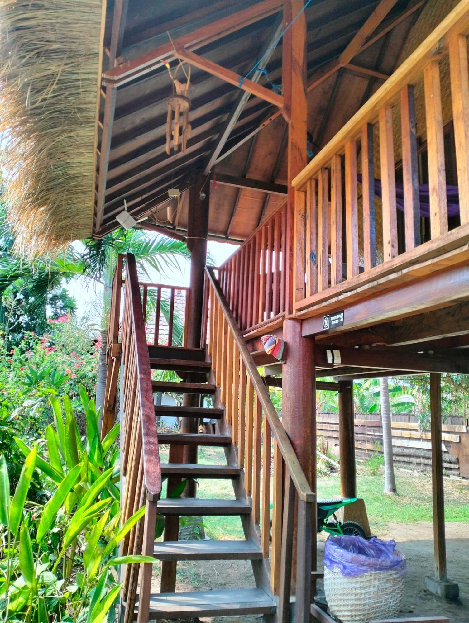 Tangga Bungalows Gili Air Exteriör bild