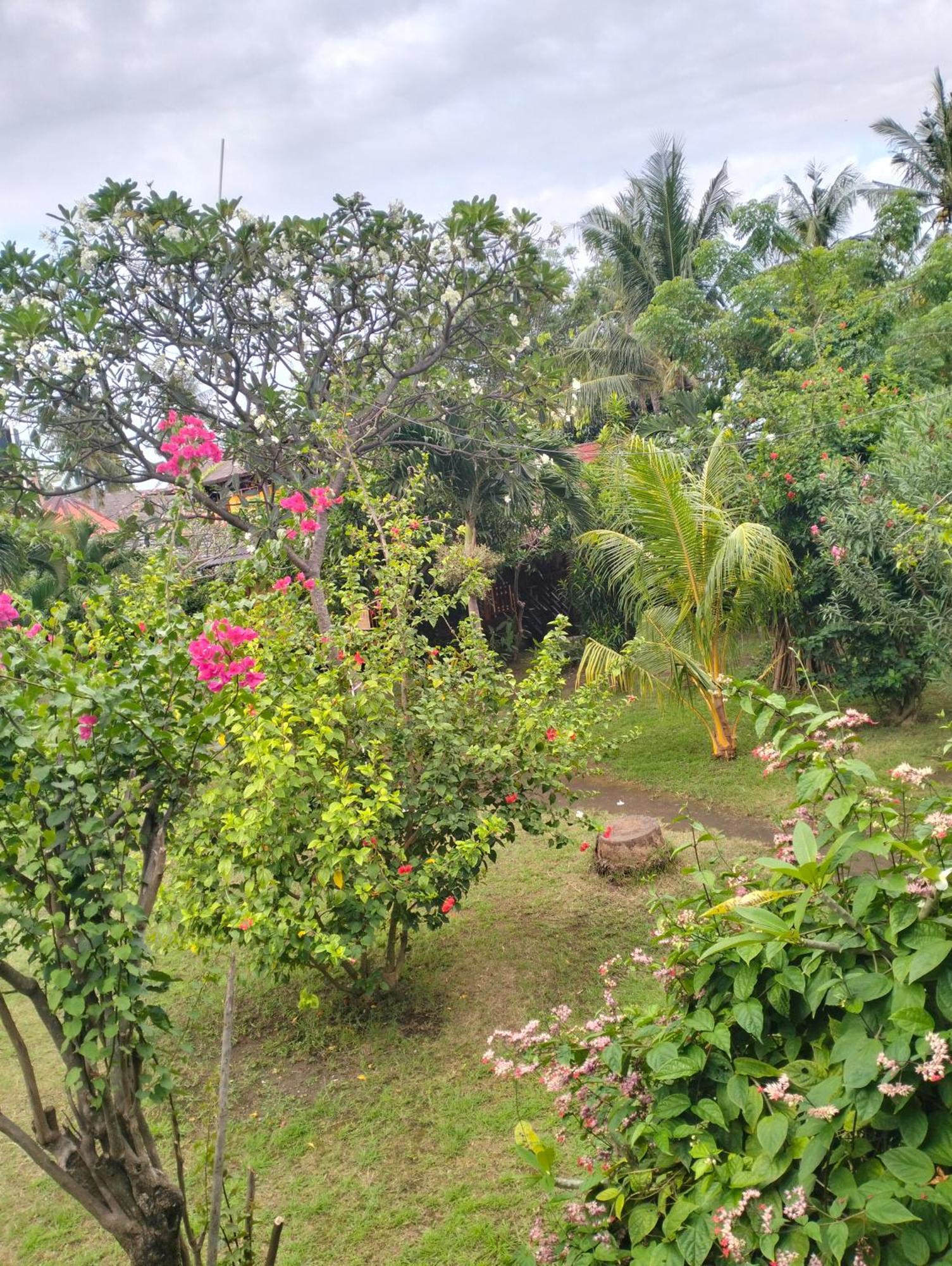 Tangga Bungalows Gili Air Exteriör bild